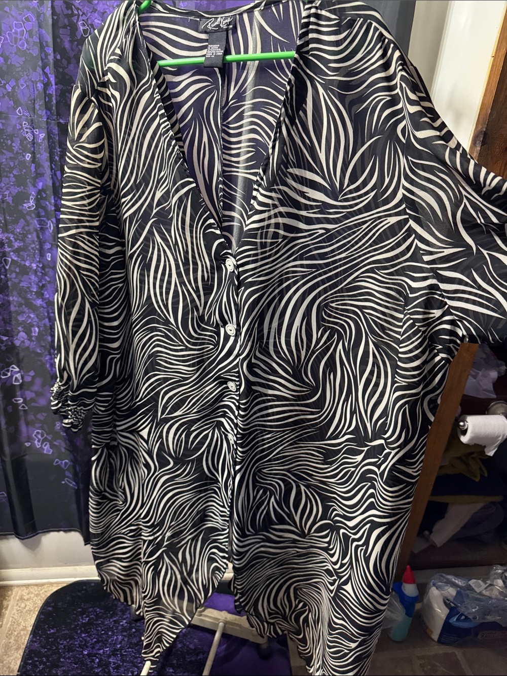 Russell Kemp Black and White Swirl Button-Front Top